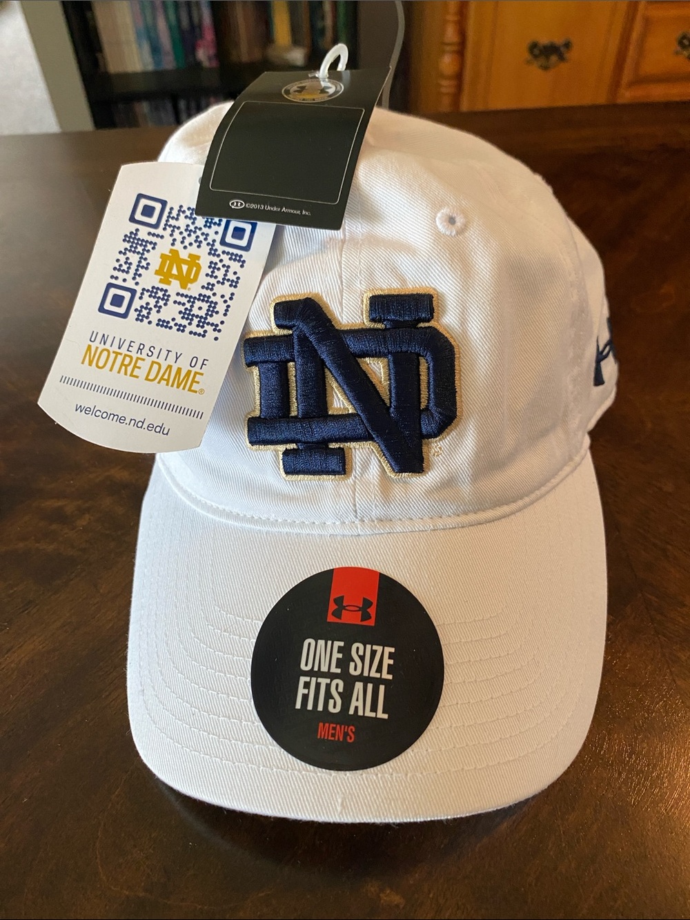 Hat with Notre Dame logo